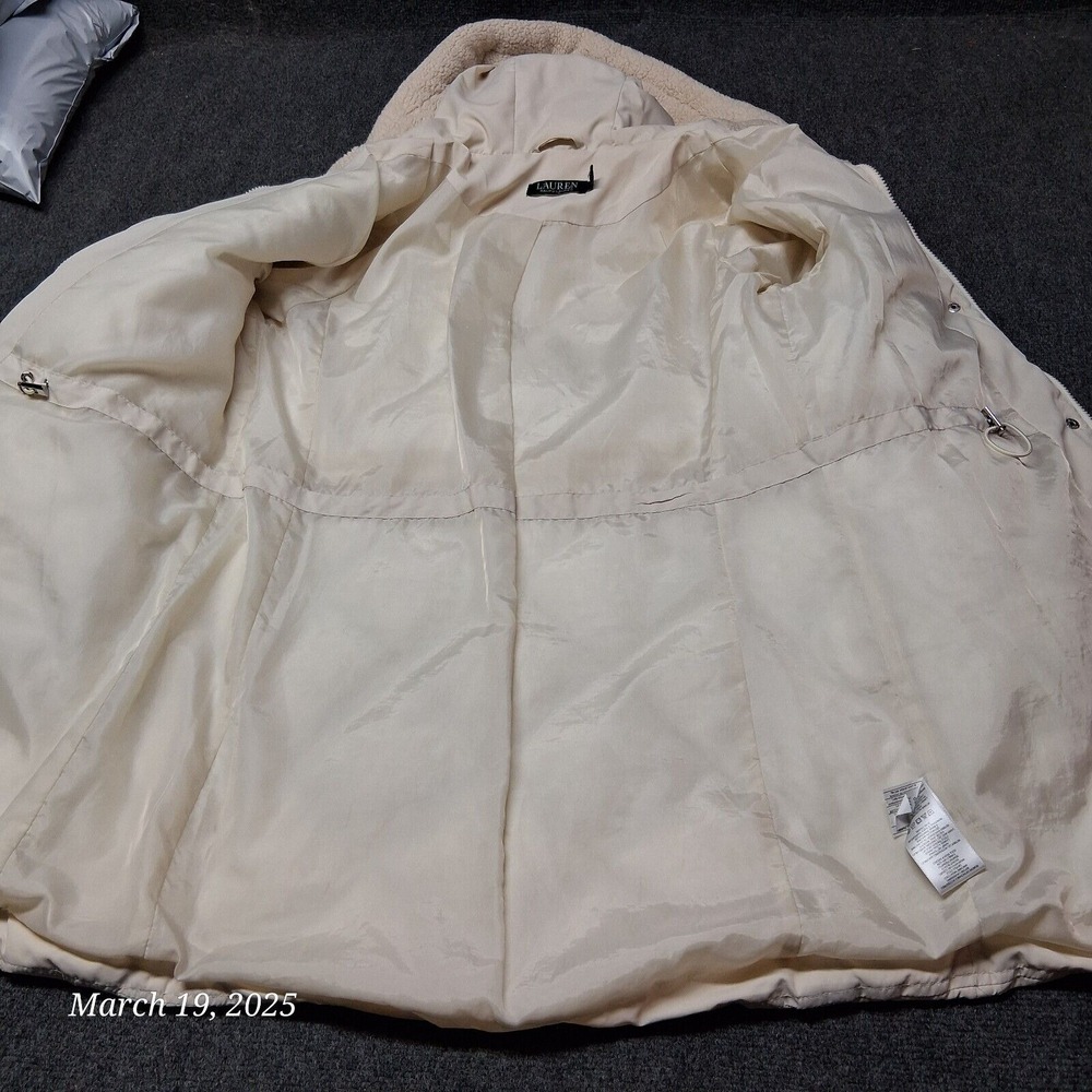Lauren Ralph Lauren Down Filled Parka Jacket Women Sz Medium Creme Hooded - Picture 9 of 11